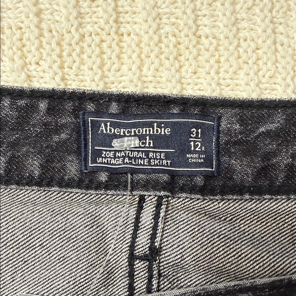 Abercrombie & Fitch Washed Black Distressed Denim Mini Skirt Vintage - Picture 4 of 9
